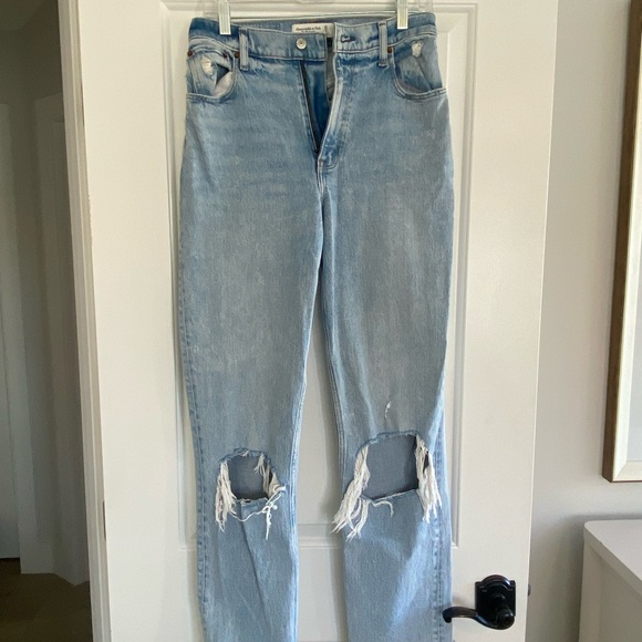 Abercrombie & Fitch The 90’s Straight Ultra High Rise Jeans 27 LONG - Picture 1 of 2
